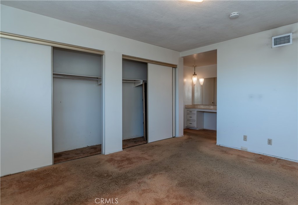 16023 S Manhattan Place Property Photo 45