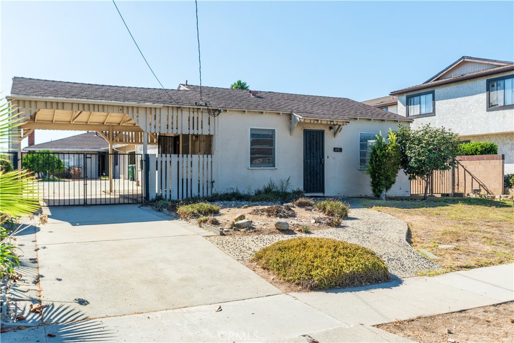 16023 S Manhattan Place Property Photo 1