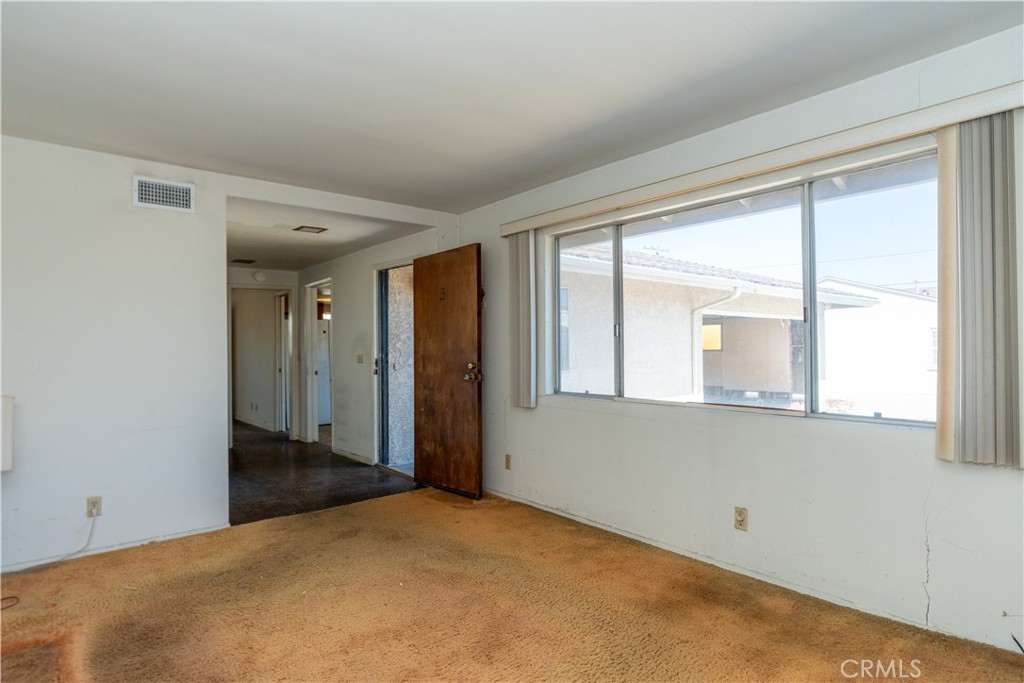 16023 S Manhattan Place Property Photo 25