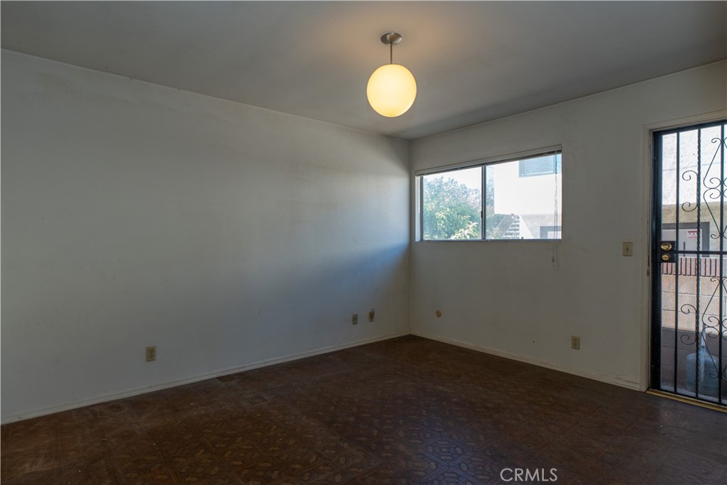 16023 S Manhattan Place Property Photo 31