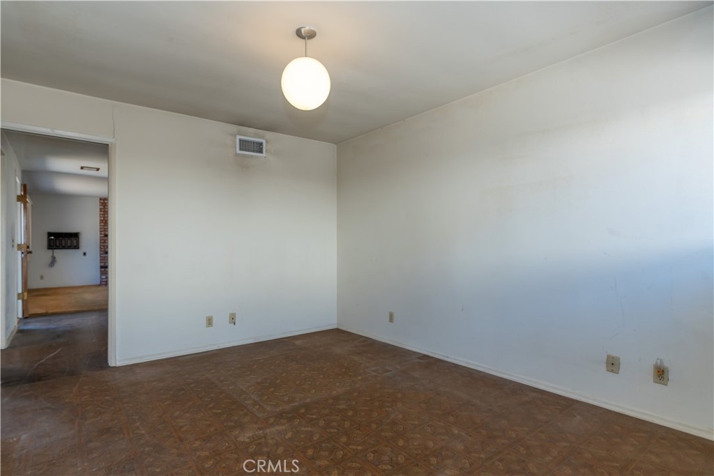 16023 S Manhattan Place Property Photo 32
