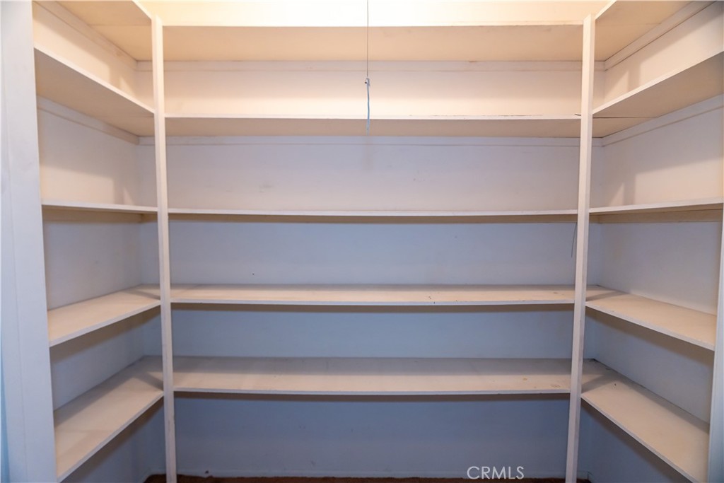 16023 S Manhattan Place Property Photo 37