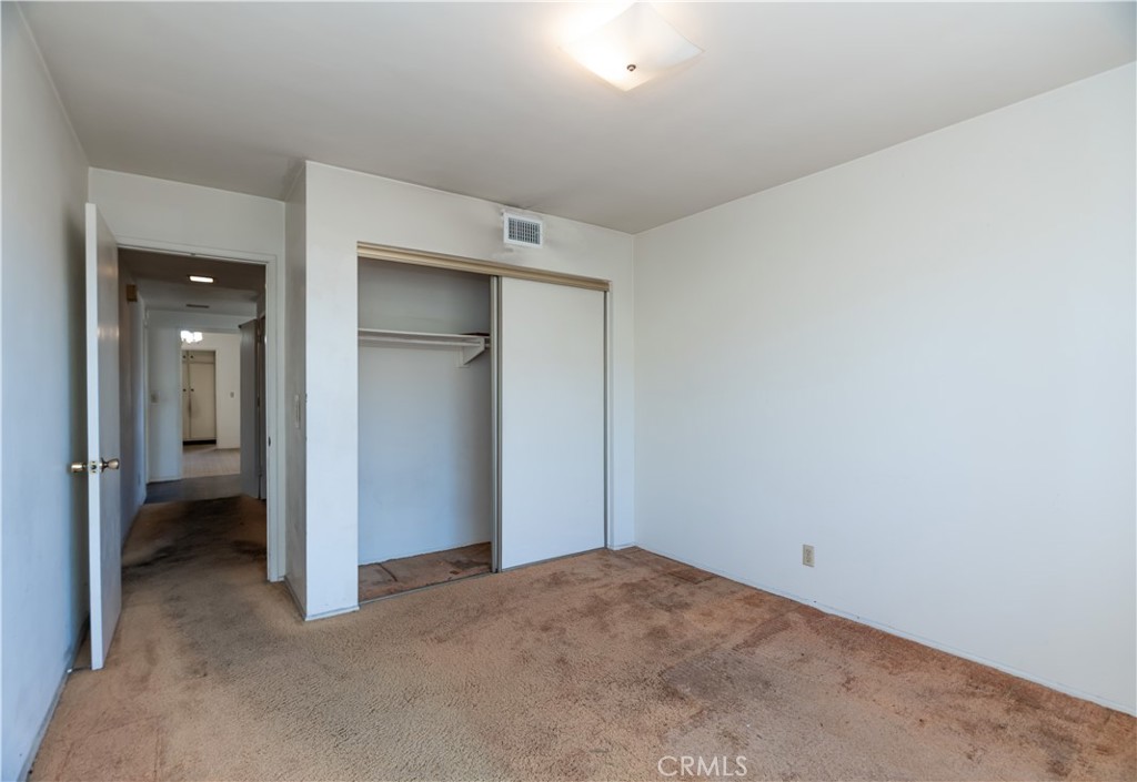 16023 S Manhattan Place Property Photo 42