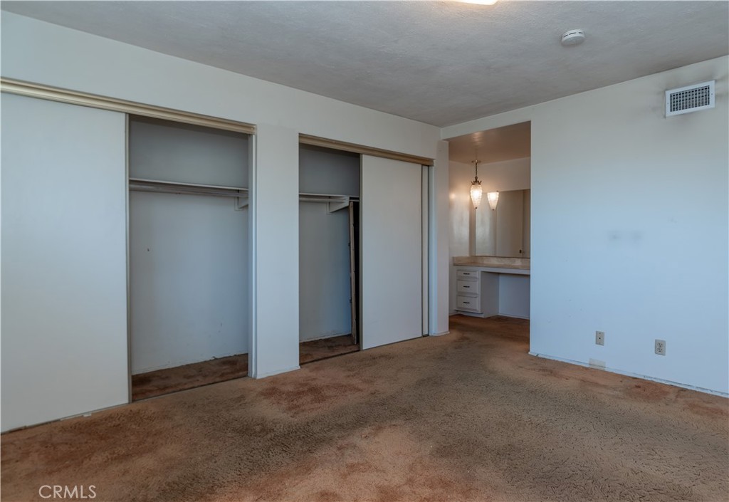 16023 S Manhattan Place Property Photo 45