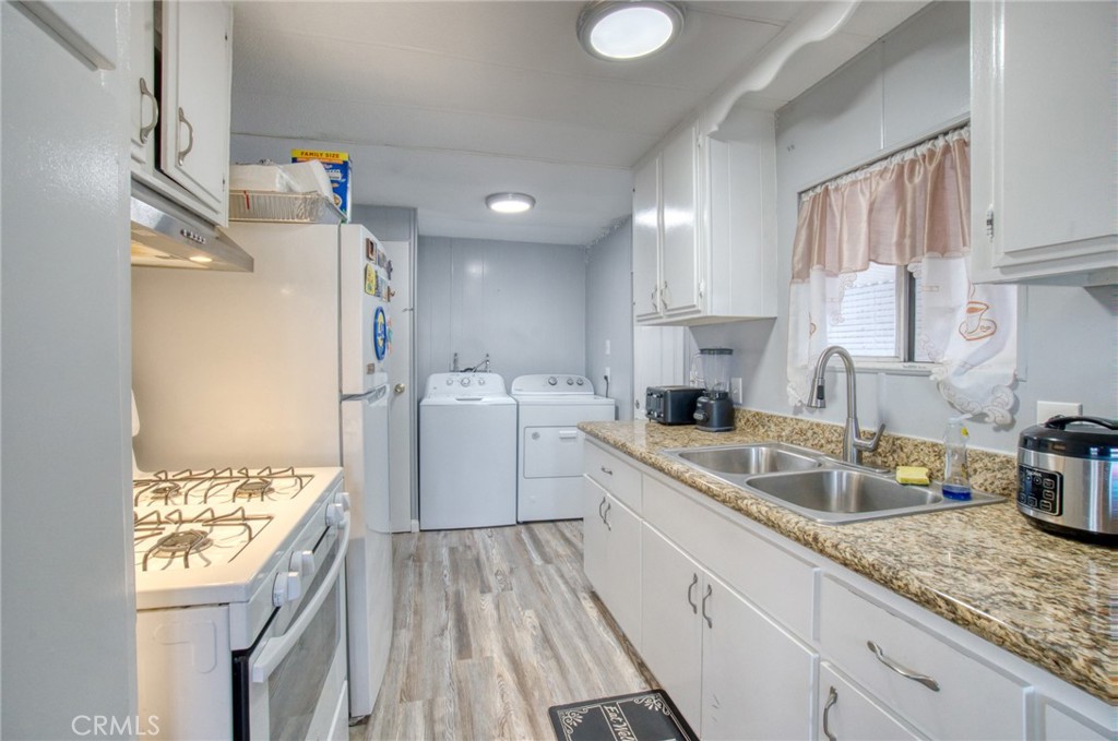 1065 Lomita 183 Property Photo 14