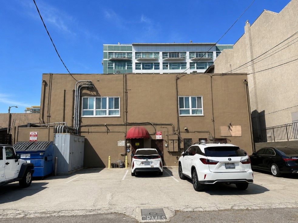 335 Washington Boulevard Property Photo 10