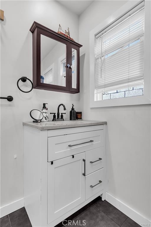 4610 Leonis Property Photo 11