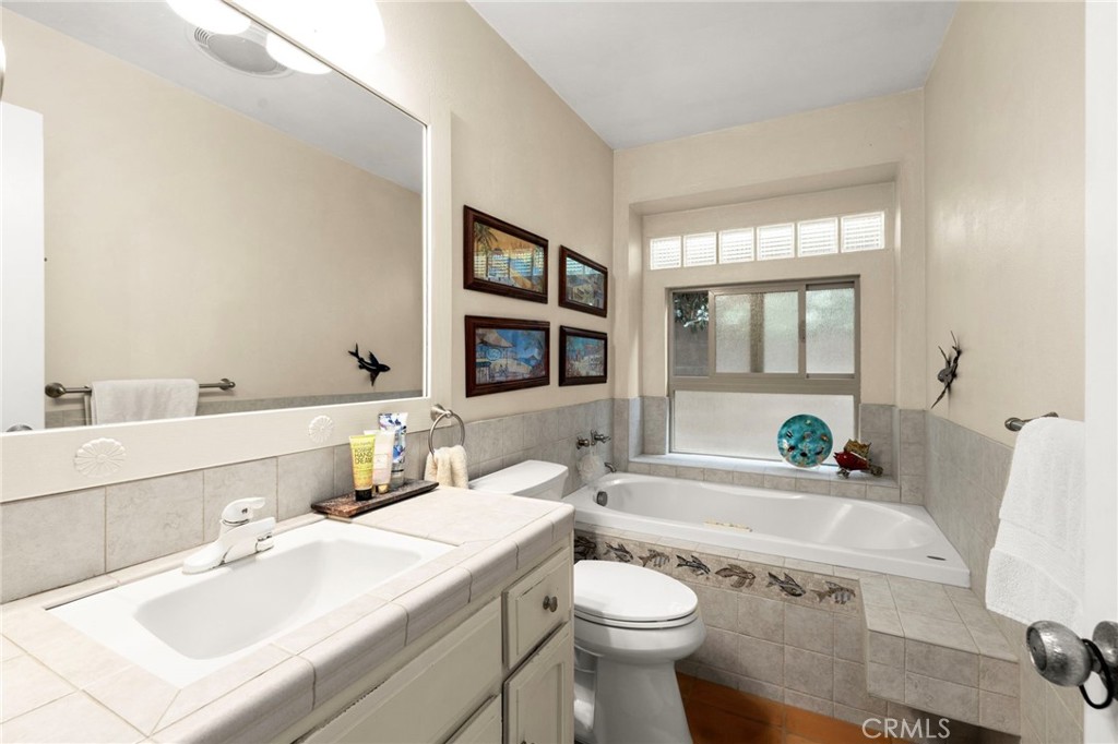 24814 Madison Street Property Photo 14