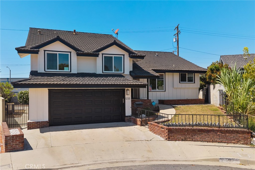 1233 244th Property Photo 1