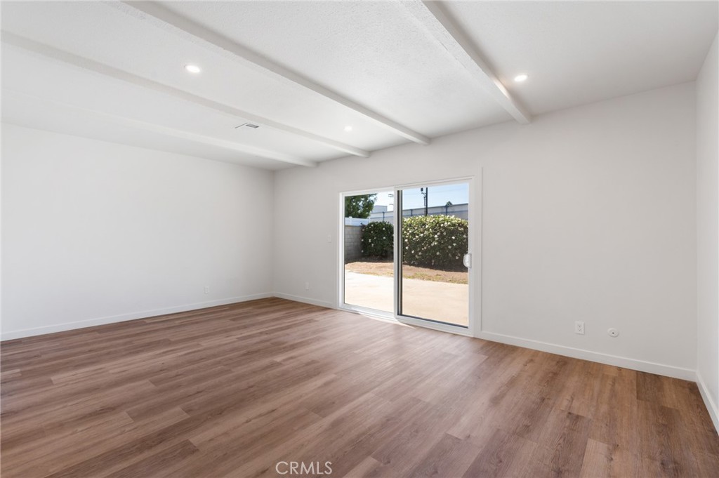 1233 244th Property Photo 4