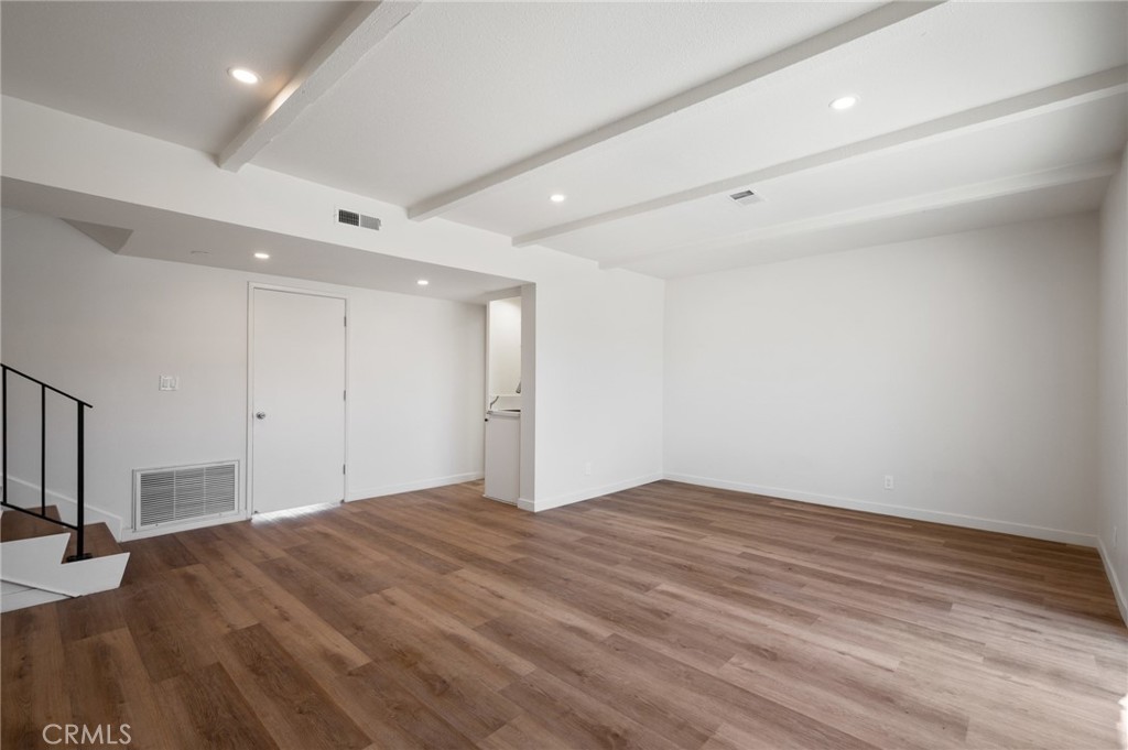 1233 244th Property Photo 8