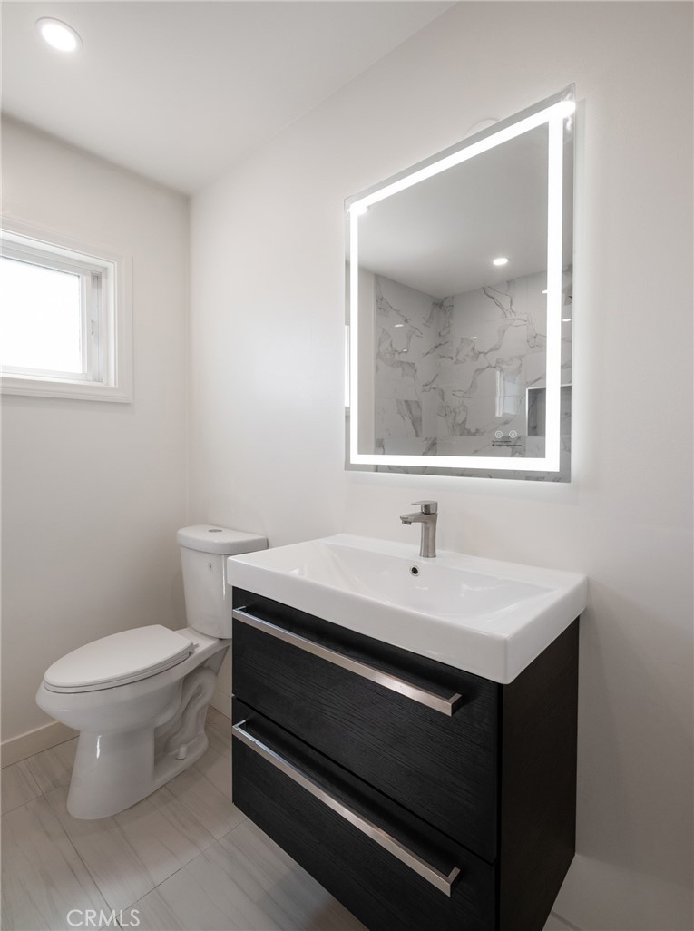 1233 244th Property Photo 10