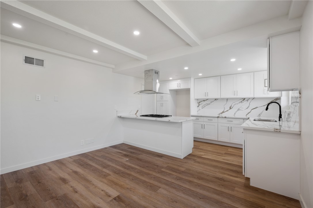1233 244th Property Photo 11