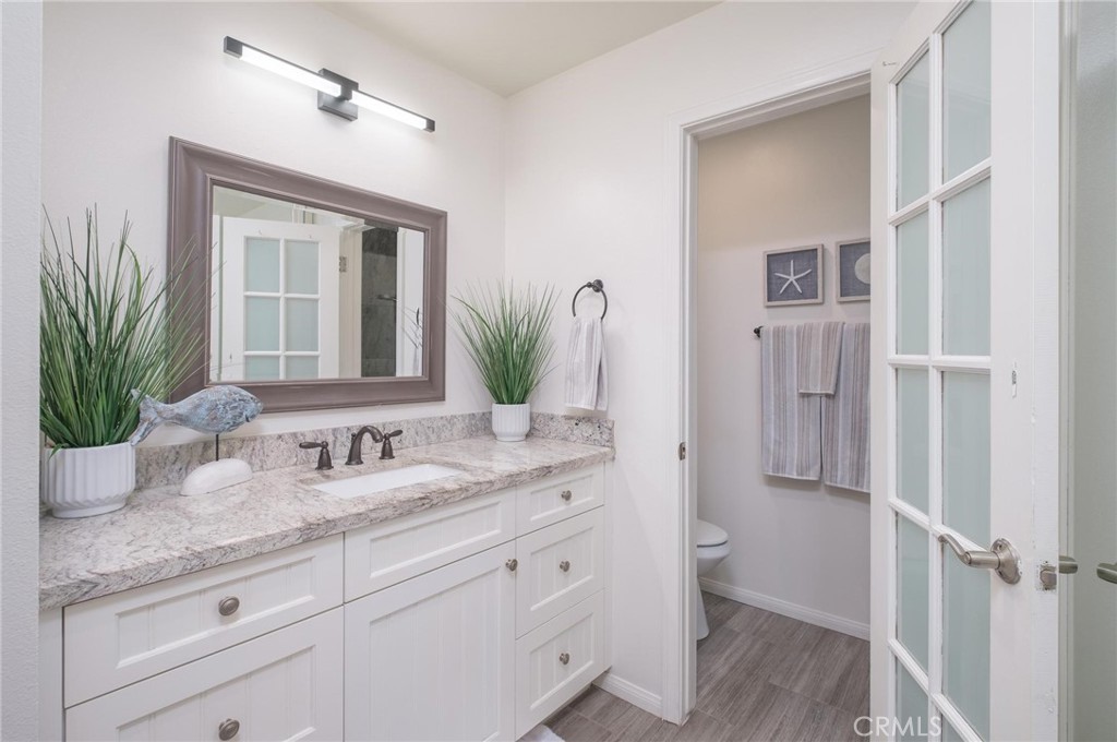 1720 Ardmore Avenue 224 Property Photo 2