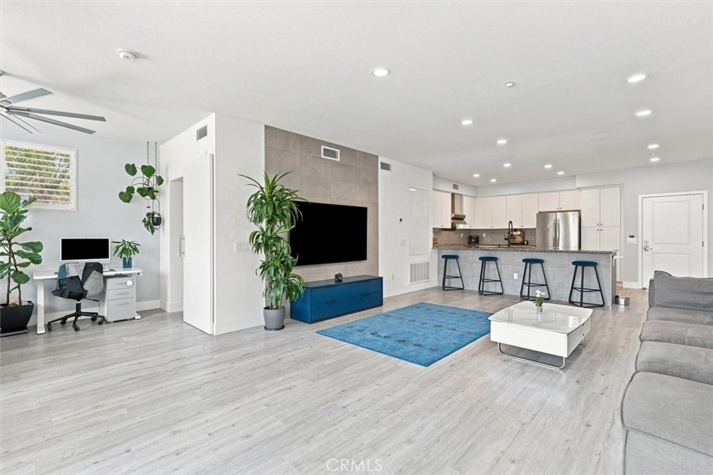 13124 Central 201 Property Photo 9