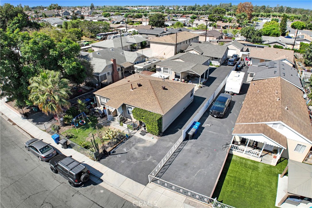 8783 La Salle Street Property Photo 1