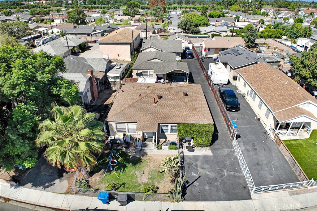 8783 La Salle Street Property Photo 11