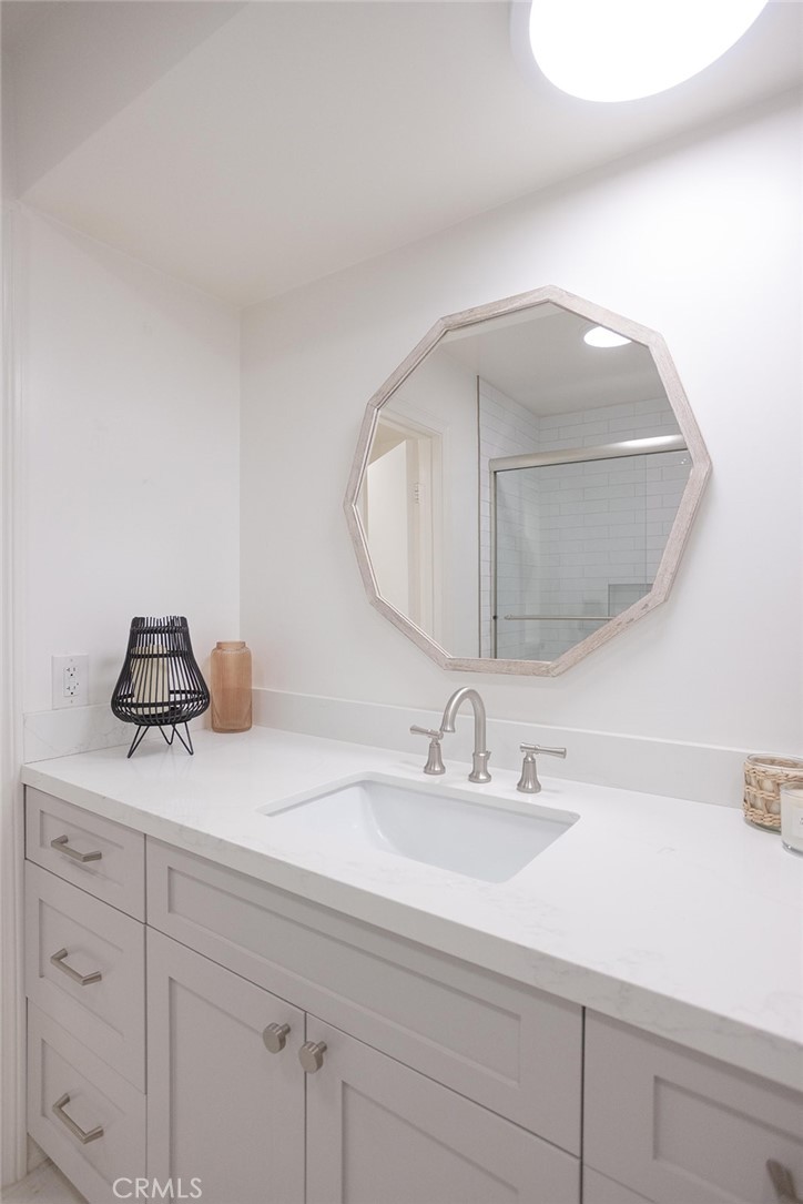 366 S Miraleste 368 Property Photo 12