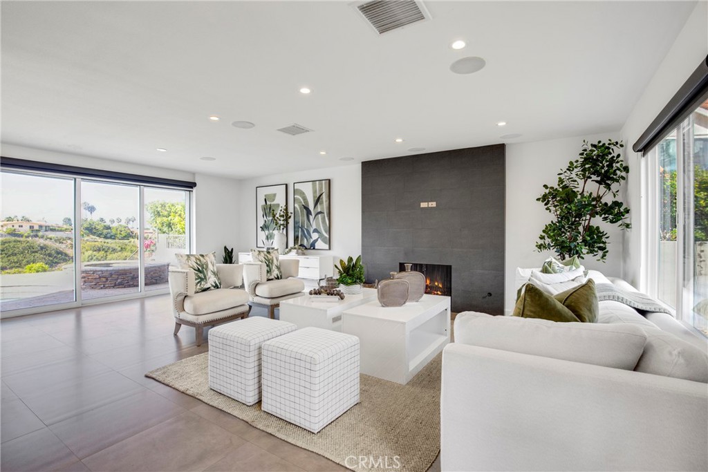 6976 Verde Ridge Road Property Photo 4