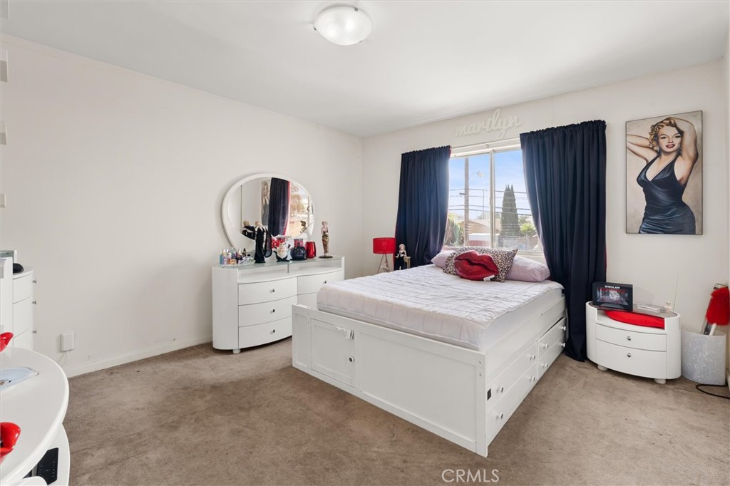 1467 W I Street Property Photo 25