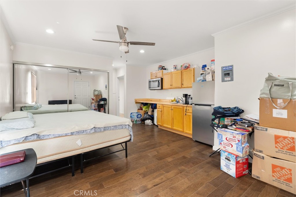 1467 W I Street Property Photo 32