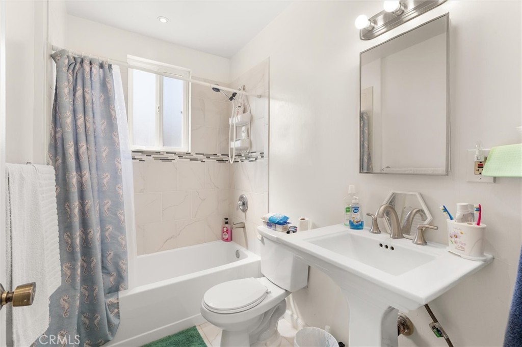 1467 W I Street Property Photo 33
