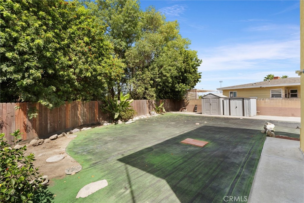 1467 W I Street Property Photo 40