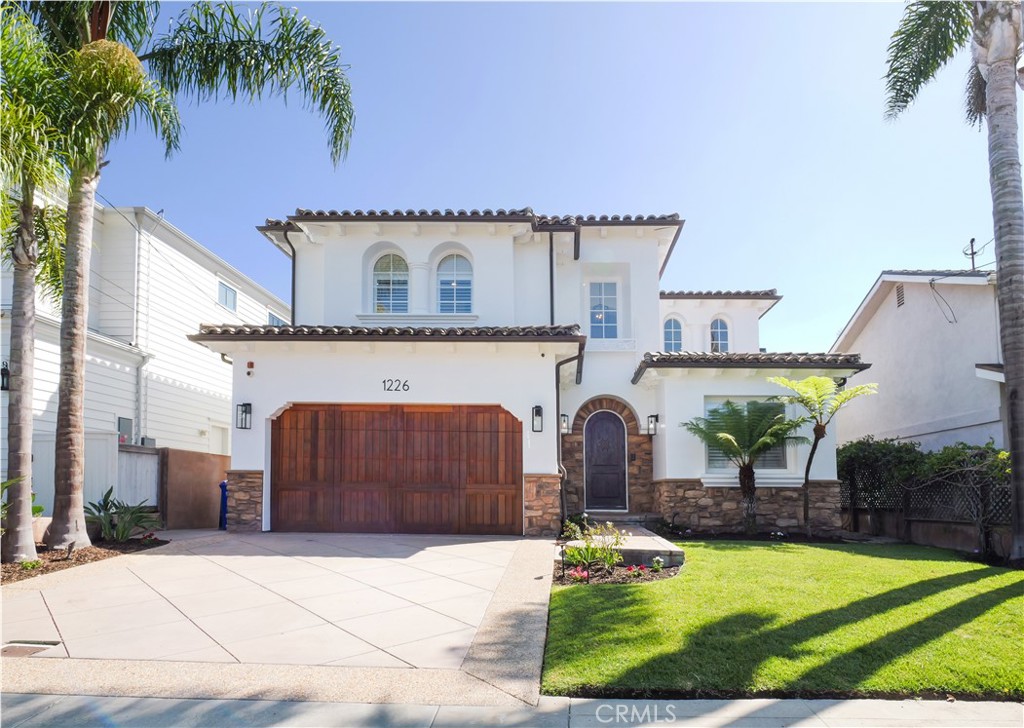 1226 8th Street Property Photo 1