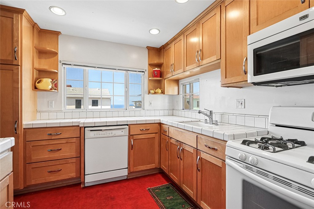 1808 Highland Avenue Property Photo 14