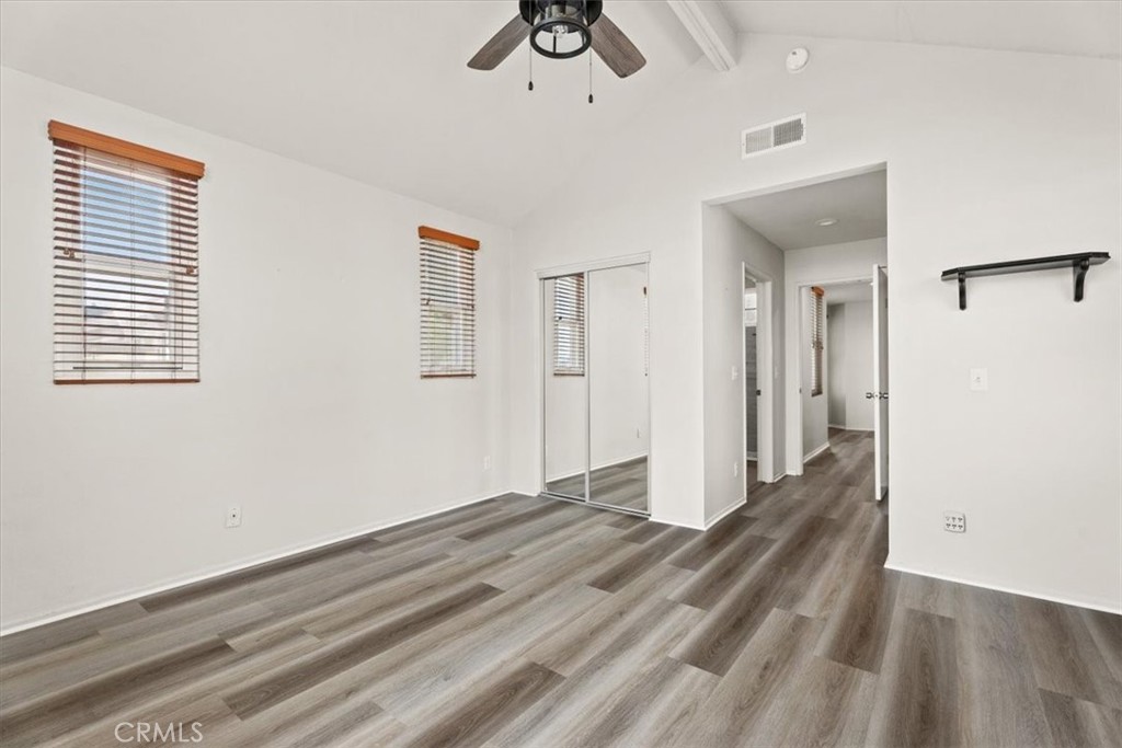 313 E Oak Avenue Property Photo 24