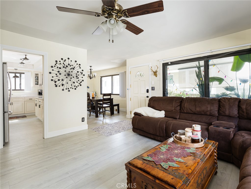 212 E Imperial Avenue E Property Photo 8