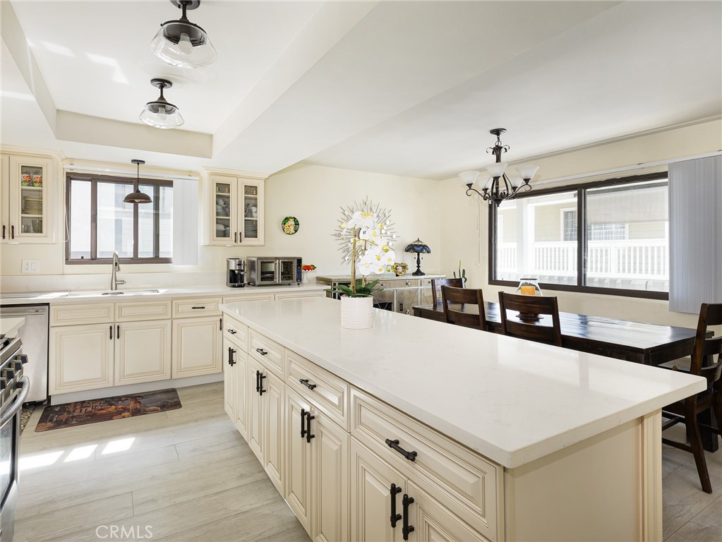 212 E Imperial Avenue E Property Photo 10