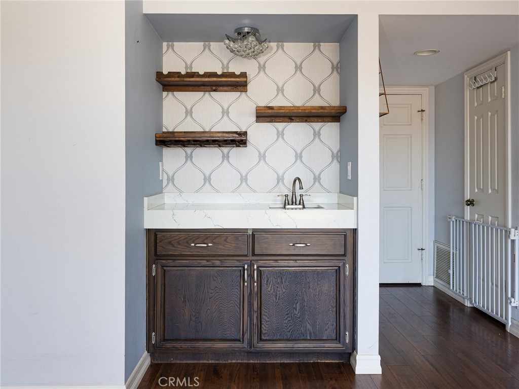 356 Virginia Street 304 Property Photo 8