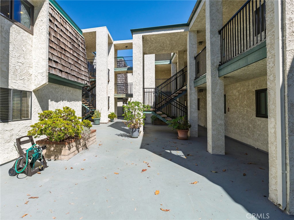 356 Virginia Street 304 Property Photo 27