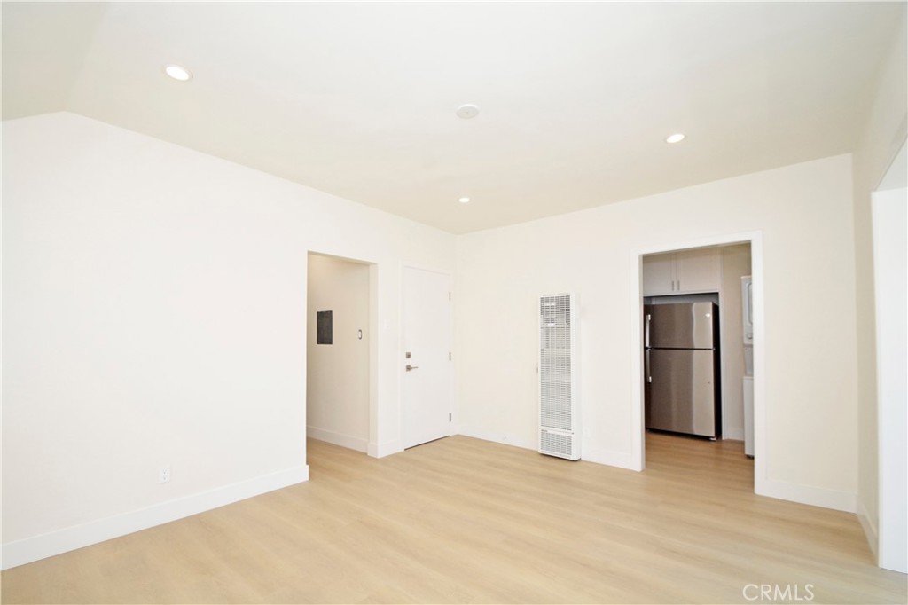 911 Pacific Avenue Property Photo 3