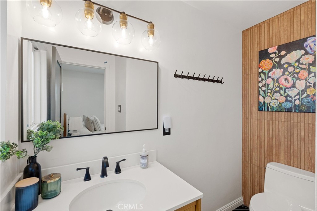 4310 Cathann Street Property Photo 28