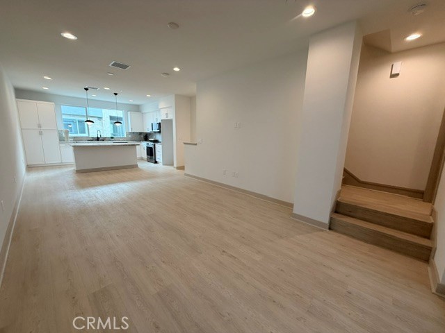 2653 Durfee Avenue Unit #b Property Photo 7