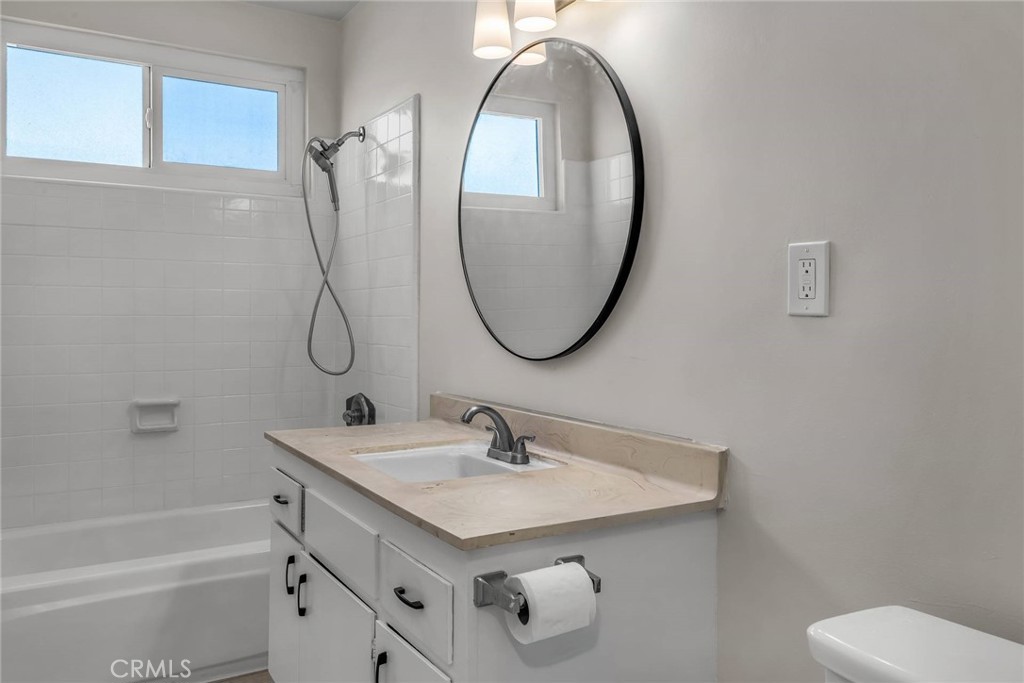417 N Broadway 6 Property Photo 7