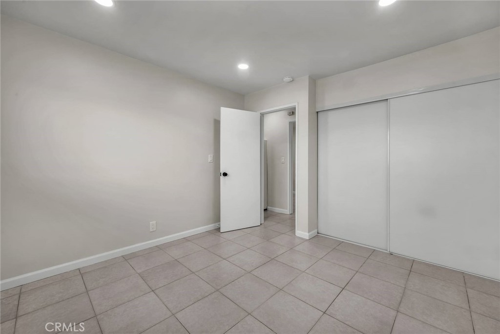 417 N Broadway 6 Property Photo 9