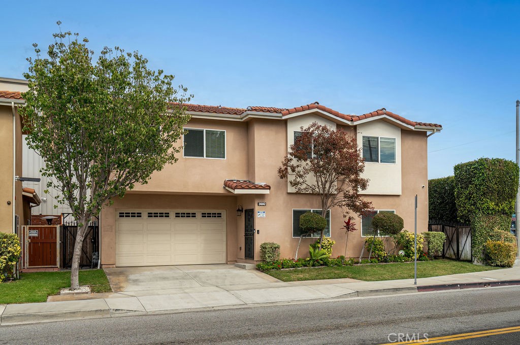 24842 Frampton Avenue Property Photo 1