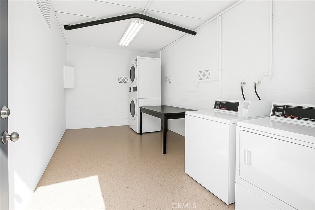 14110 Yukon Property Photo 9