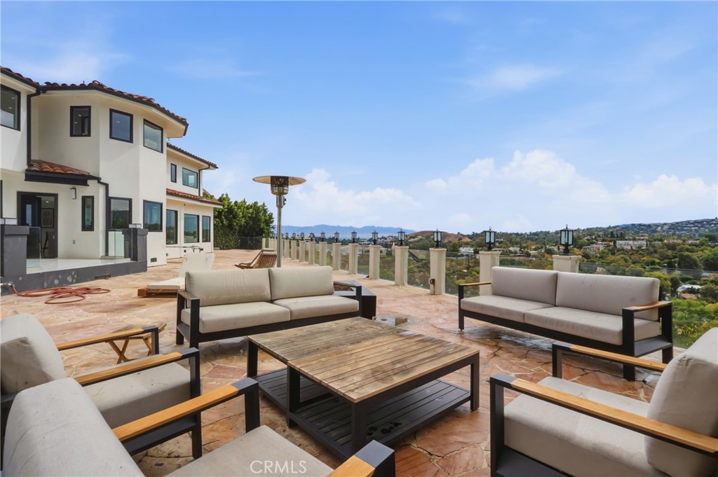 5252 Darro Road Property Photo 15