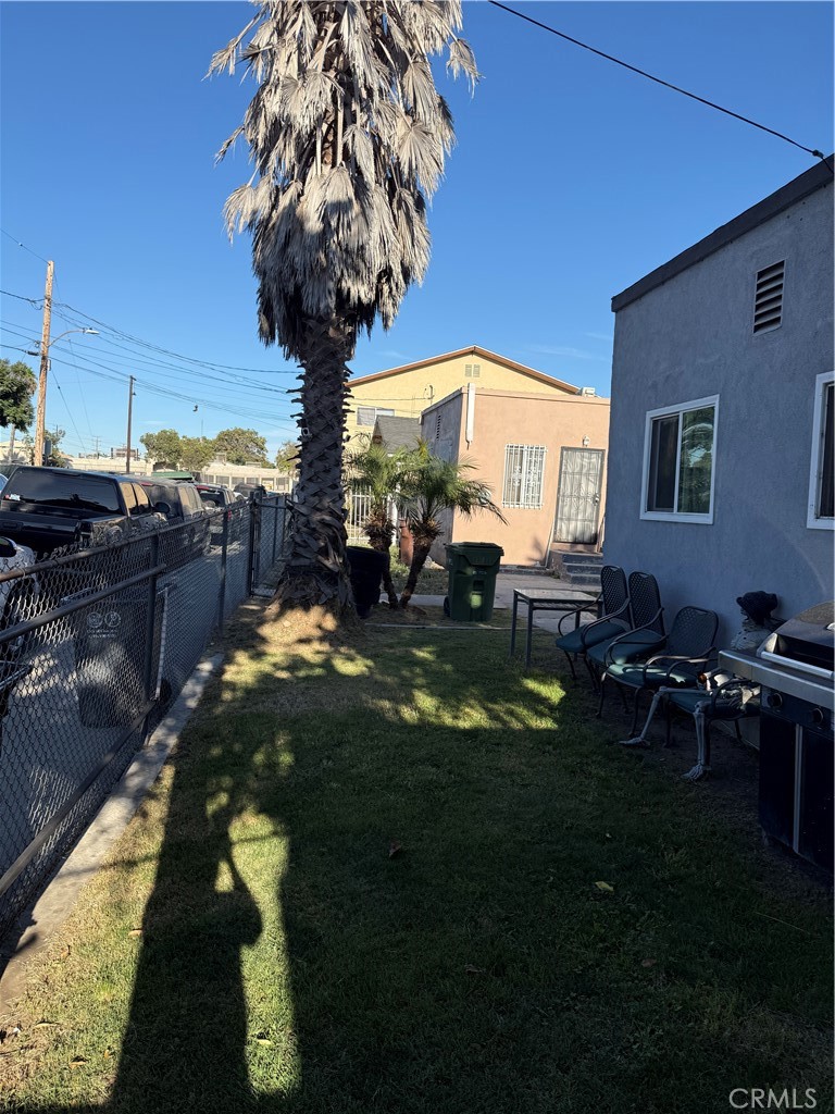 208 E Poplar Property Photo 19