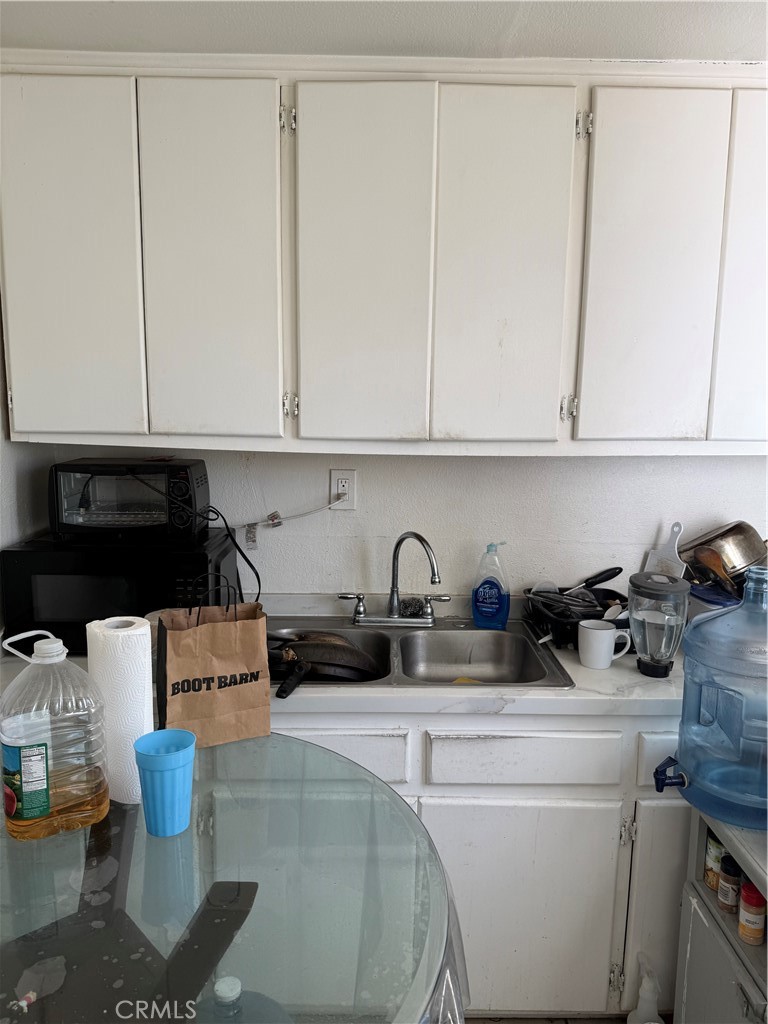 208 E Poplar Property Photo 22