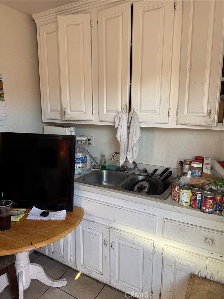 208 E Poplar Property Photo 27