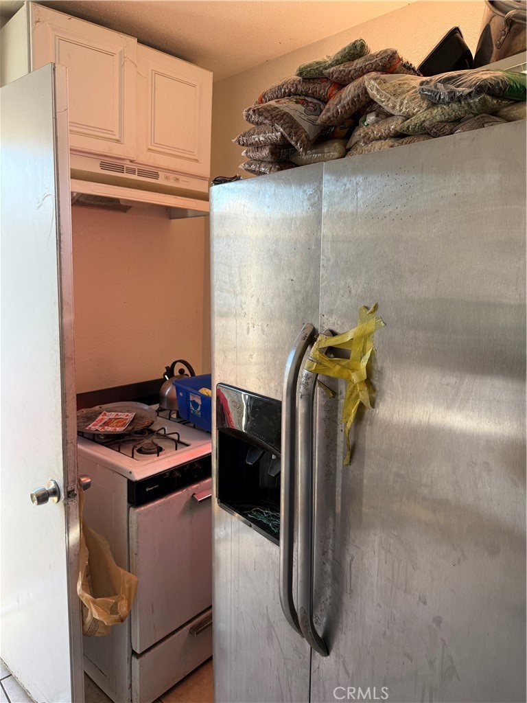 208 E Poplar Property Photo 30