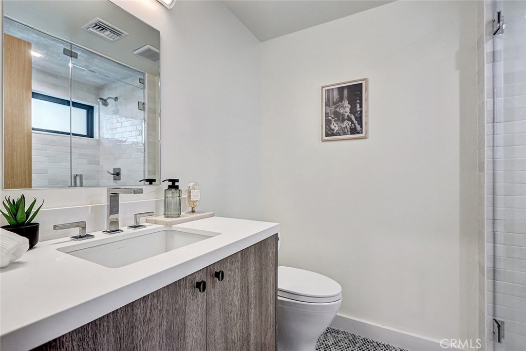 218 14th Street Property Photo 27