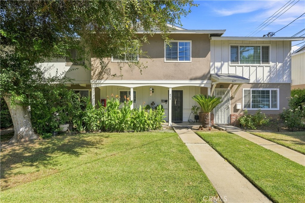 675 E Lee Place Property Photo 1