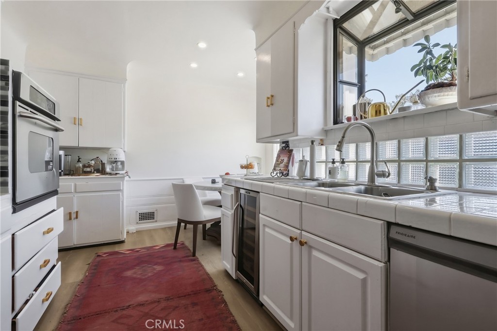 4400 W 59th Place Property Photo 12