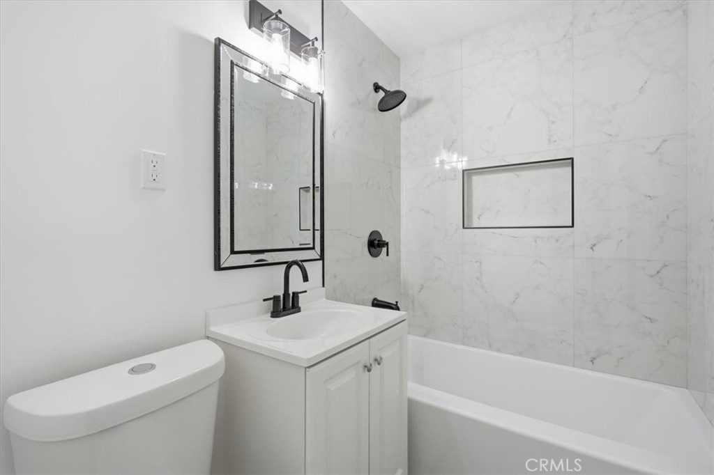 2470 Webster Property Photo 13